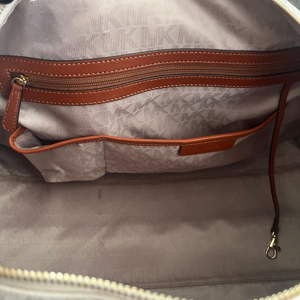 Michael Kors Cream/Brown Logo Bag Set - Picture 11 of 16